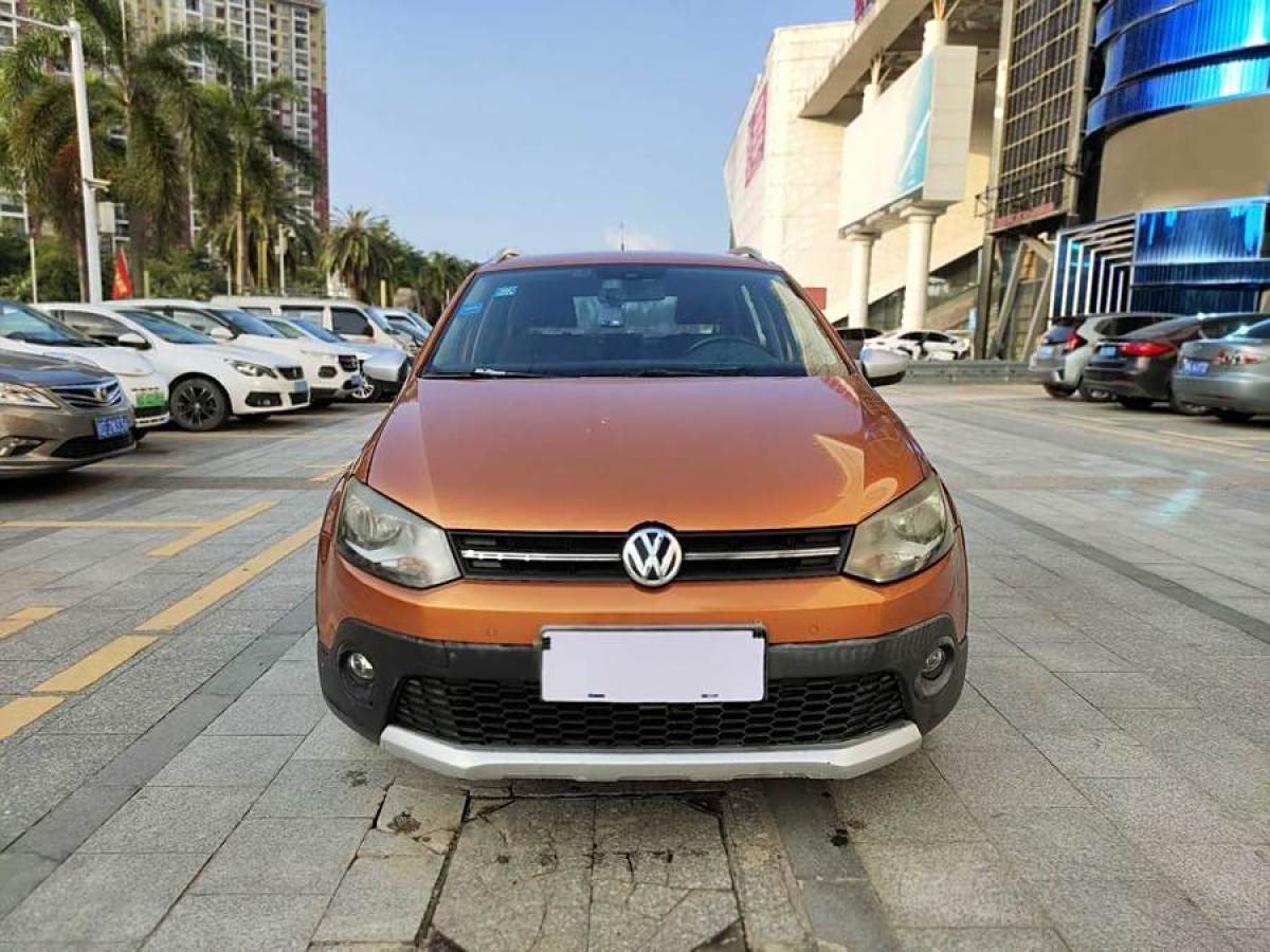 2014年11月大眾 Polo  2014款 1.6L Cross Polo 自動