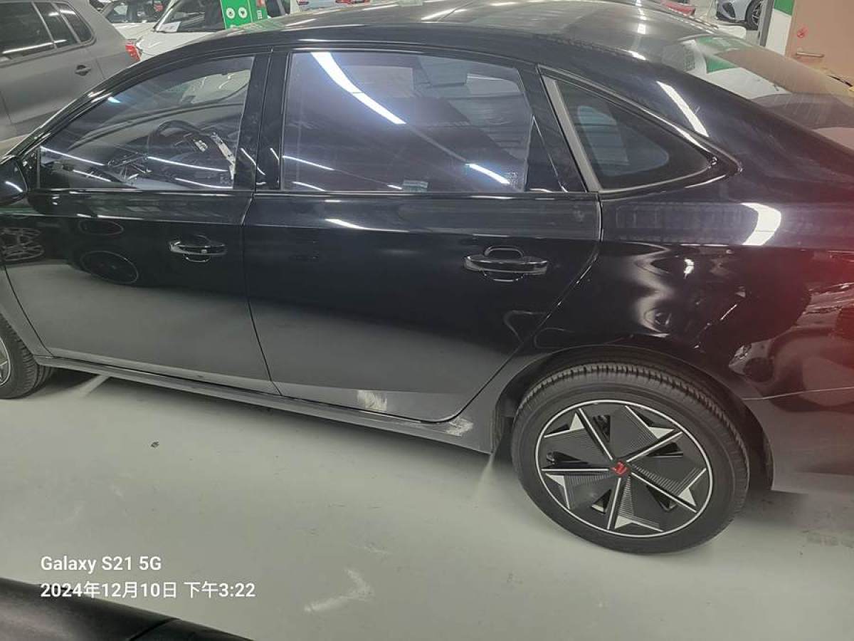 R汽車 R汽車 ER6  2021款 新動版 520km 智領(lǐng)版圖片