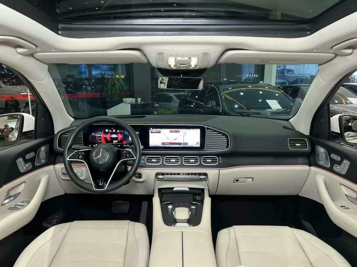 奔馳 奔馳EQE  2025款 500 4MATIC 豪華版圖片