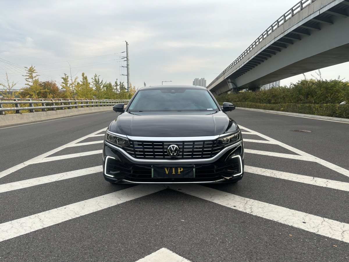 大眾 帕薩特新能源  2023款 430PHEV 混動(dòng)豪華版圖片