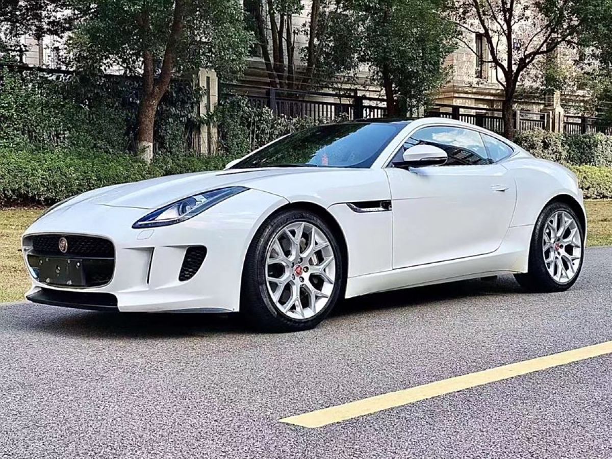 捷豹 F-TYPE  2016款 3.0T 硬頂版圖片