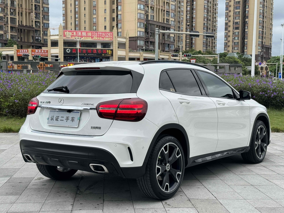 2019年3月奔馳 奔馳GLA  2018款 GLA 220 4MATIC 運(yùn)動型