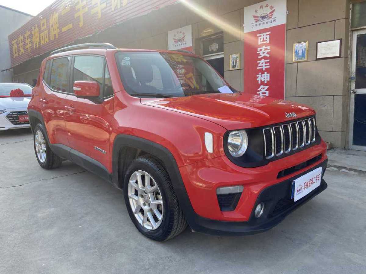 Jeep 自由俠  2018款 互聯(lián)大屏版 180T 自動(dòng)高能版圖片