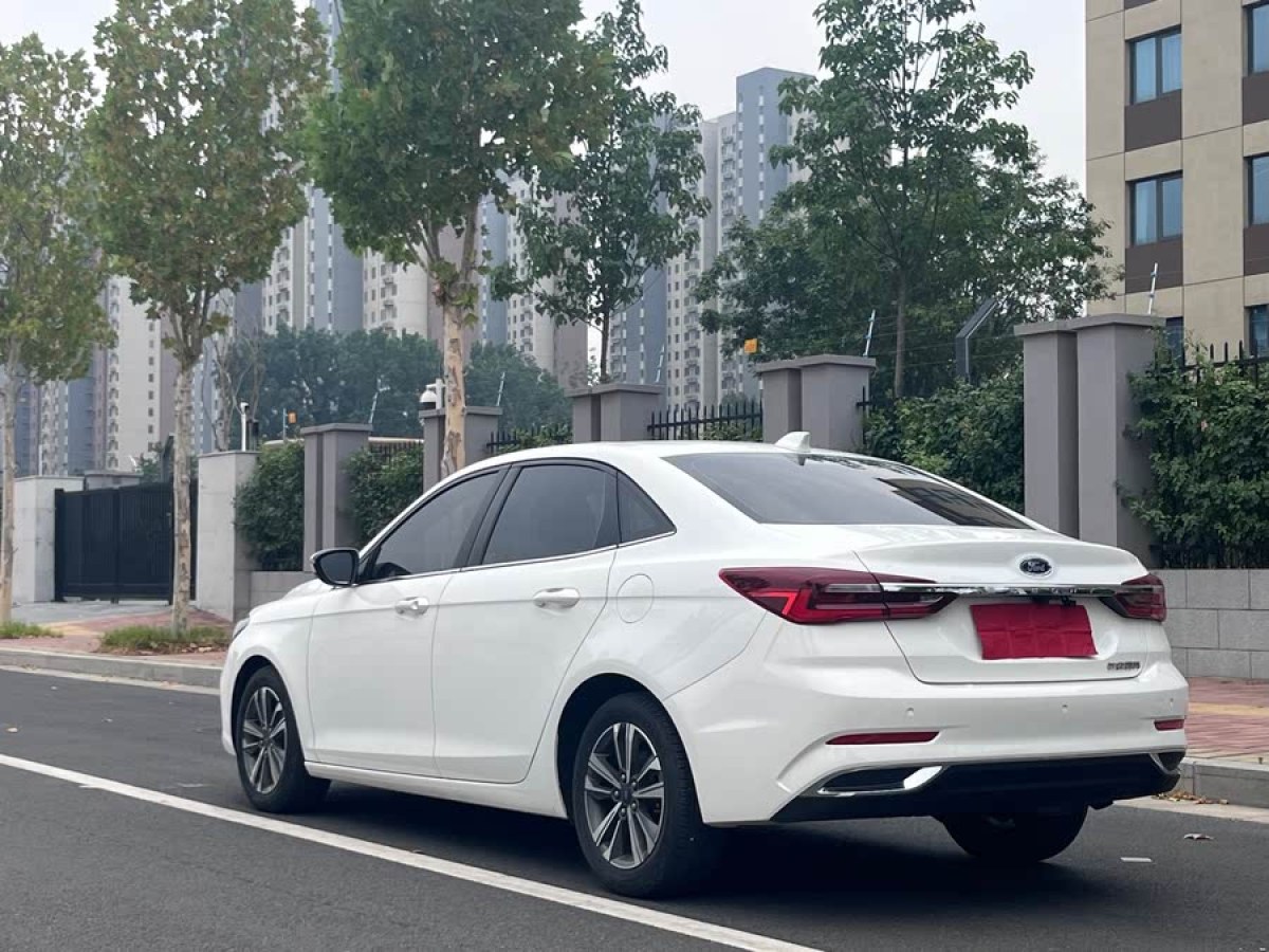 福特 福睿斯  2021款 1.5L 自動鉆石版圖片
