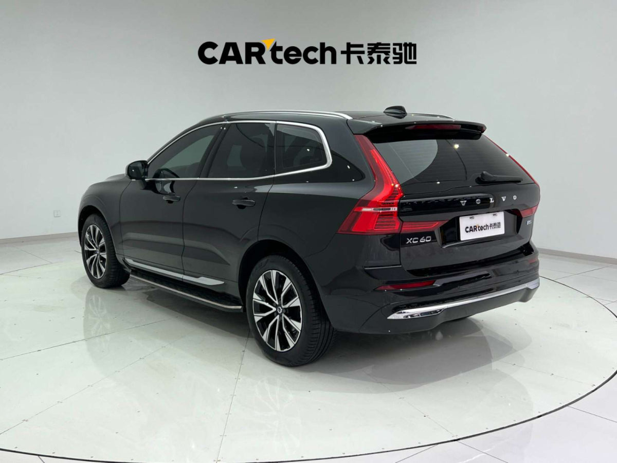 沃爾沃 XC60  2023款 B5 四驅(qū)智遠豪華版圖片