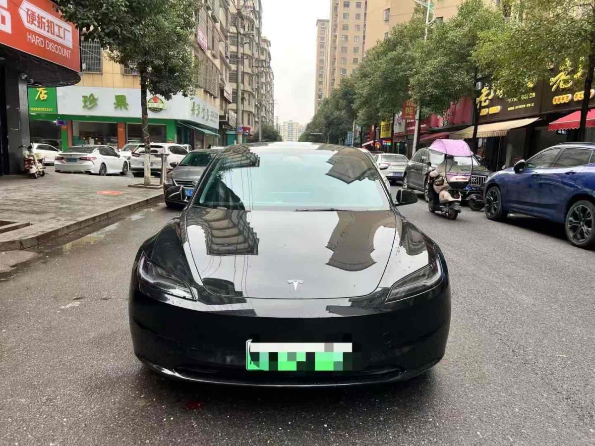 特斯拉 Model 3  2023款 煥新版 后輪驅(qū)動圖片