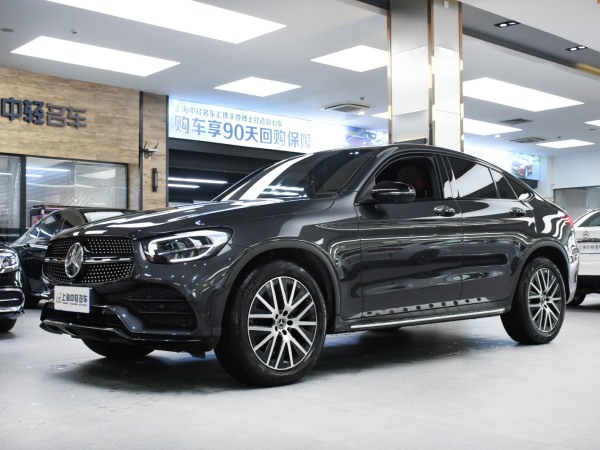 奔驰 奔驰GLC  2021款 GLC 300 4MATIC 轿跑SUV