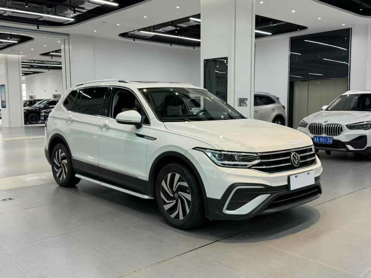 大眾 途觀L  2022款 330TSI 自動兩驅R-Line旗艦版圖片