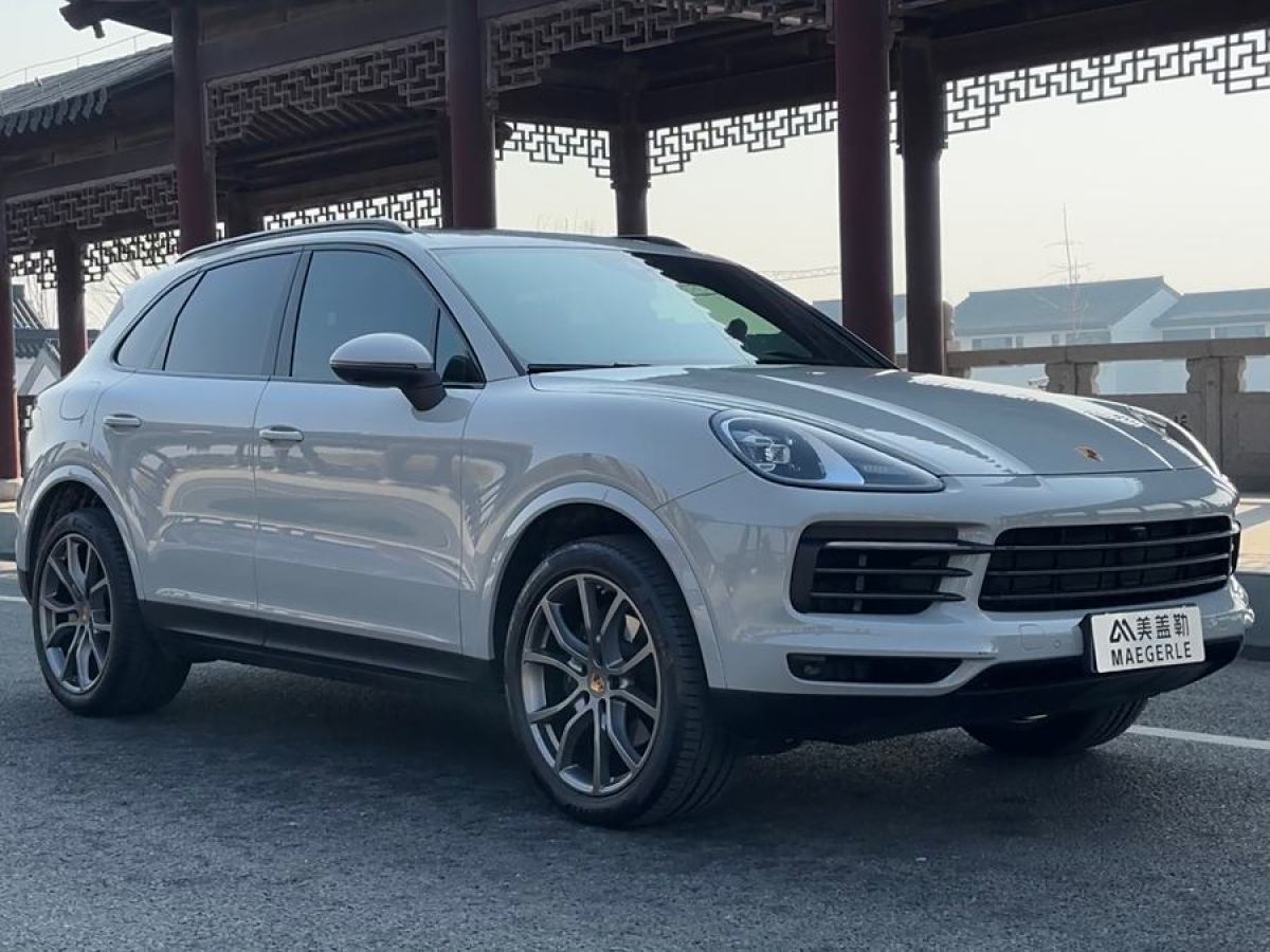 保時(shí)捷 Cayenne  2023款 Cayenne 3.0T 鉑金版圖片