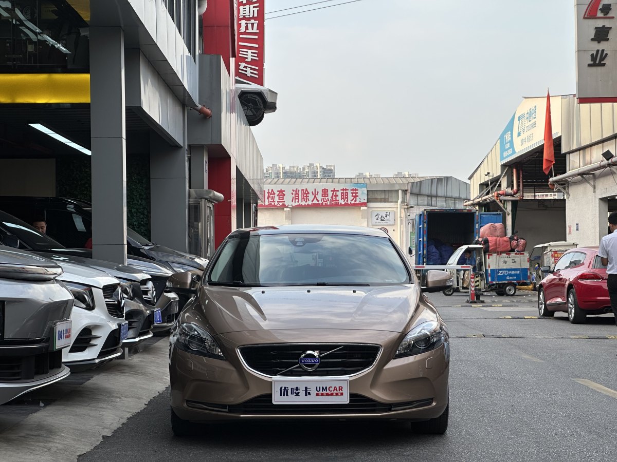 沃爾沃 V40  2015款 1.6T 智逸版圖片