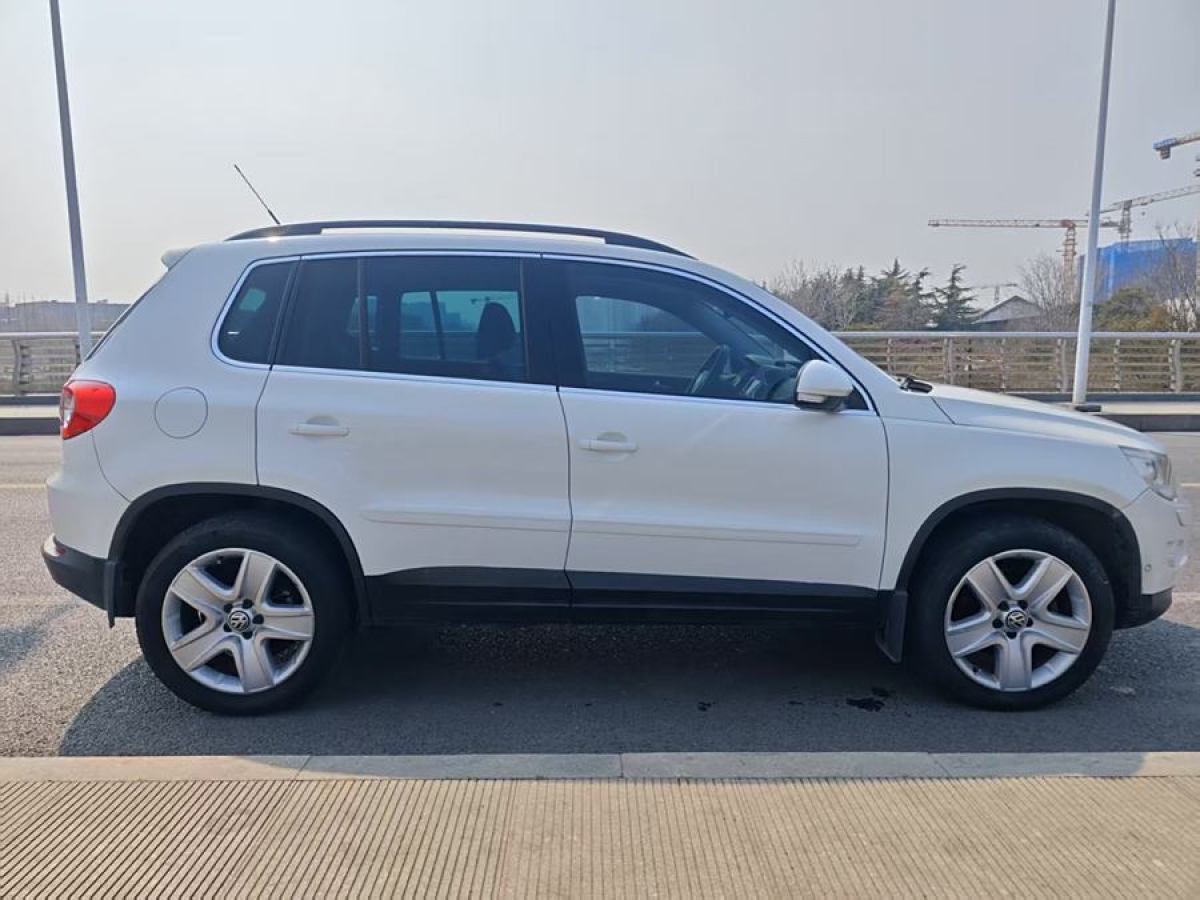 大眾 Tiguan  2009款 2.0TSI 豪華版圖片