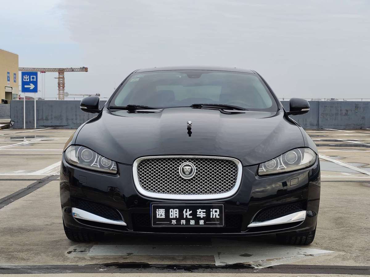 捷豹 XF  2012款 XF 3.0L V6豪華版圖片