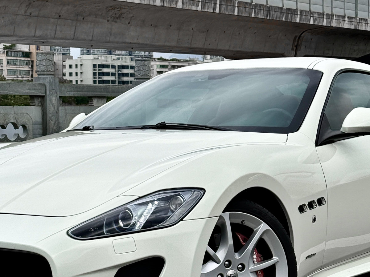 2014年10月瑪莎拉蒂 GranTurismo  2013款 4.7L Sport F1