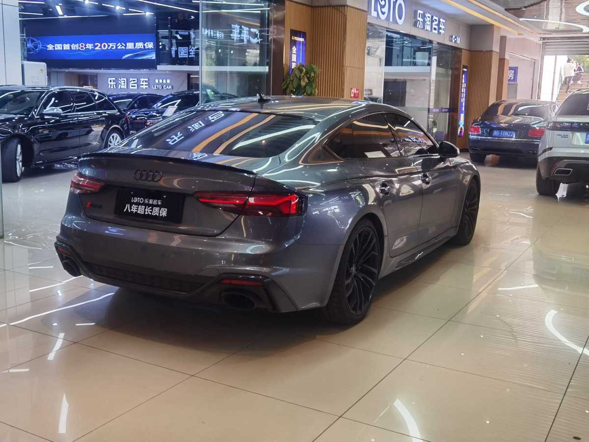 奧迪 奧迪RS 5  2021款 RS5 Sportback 黑曜版圖片