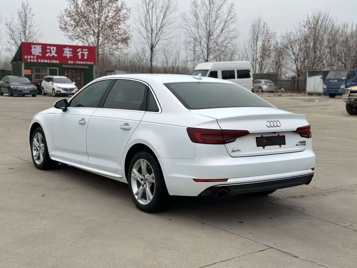 奧迪 奧迪A4L  2018款 30周年年型 40 TFSI 進取型圖片