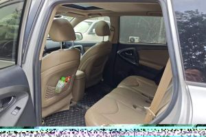 威霆 奔馳 2.0T 商務版 7座
