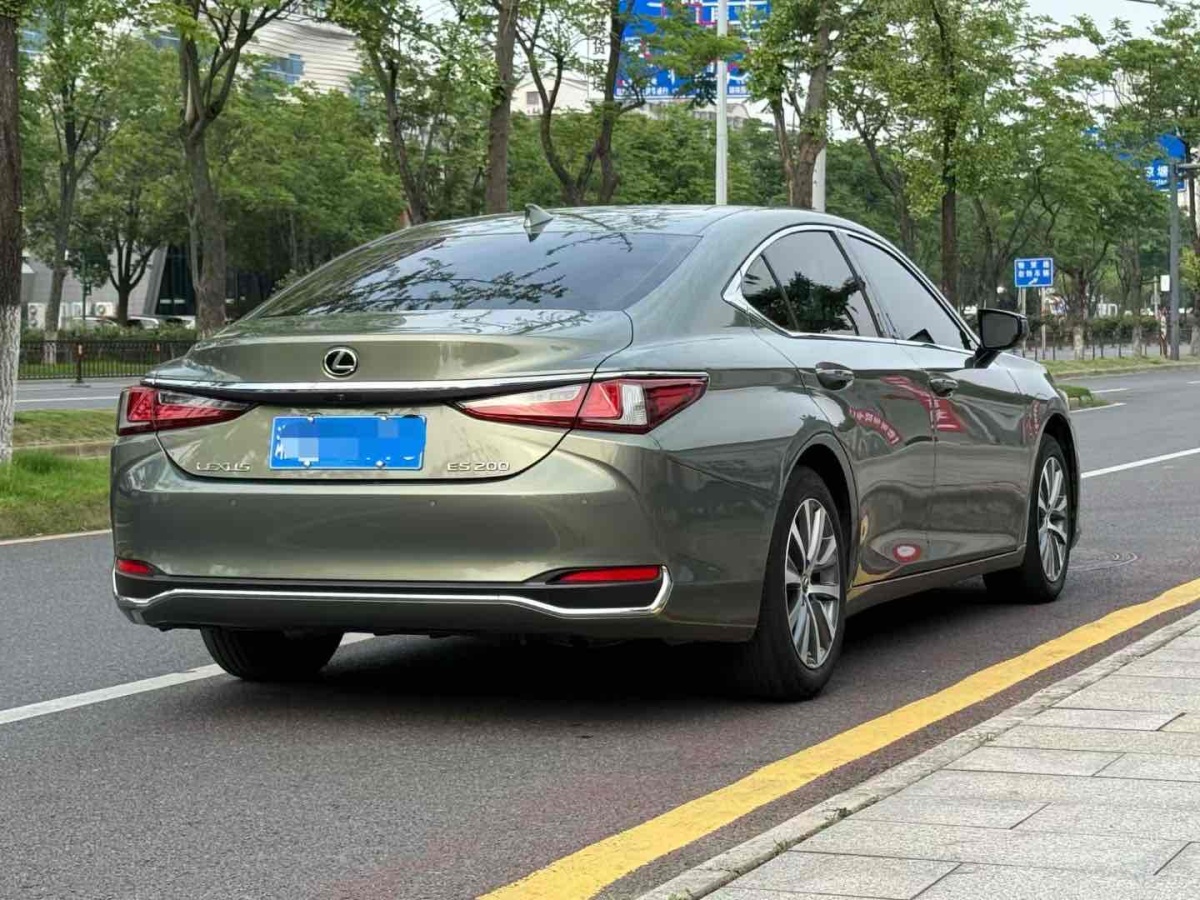 雷克薩斯 ES  2021款 200 卓越版圖片