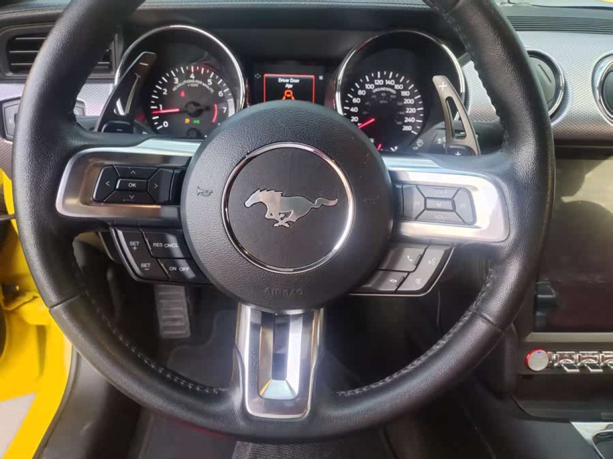福特 Mustang  2015款 美規(guī)版圖片