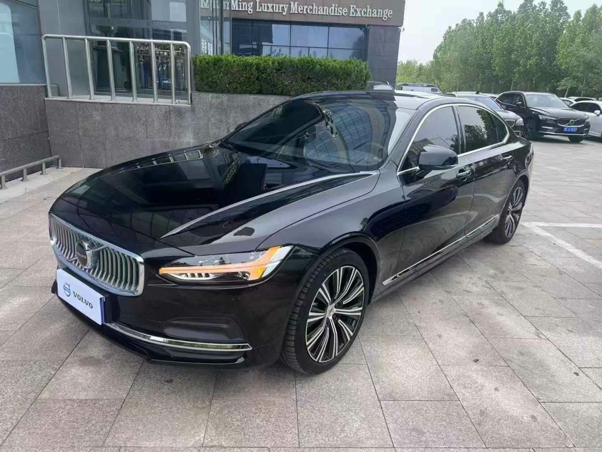 沃爾沃 S90  2024款 B5 智遠(yuǎn)豪華版圖片