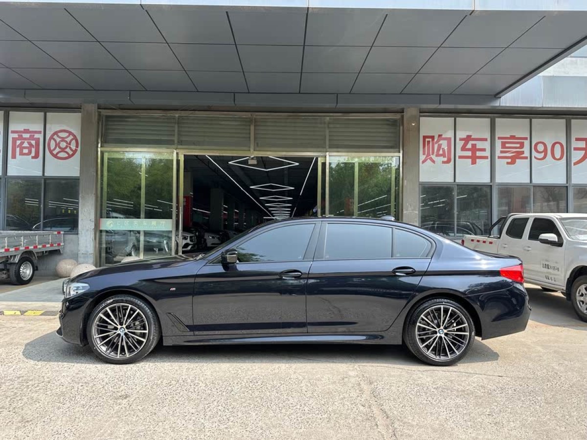 寶馬 寶馬5系  2019款  改款 530Li 領(lǐng)先型 豪華套裝圖片