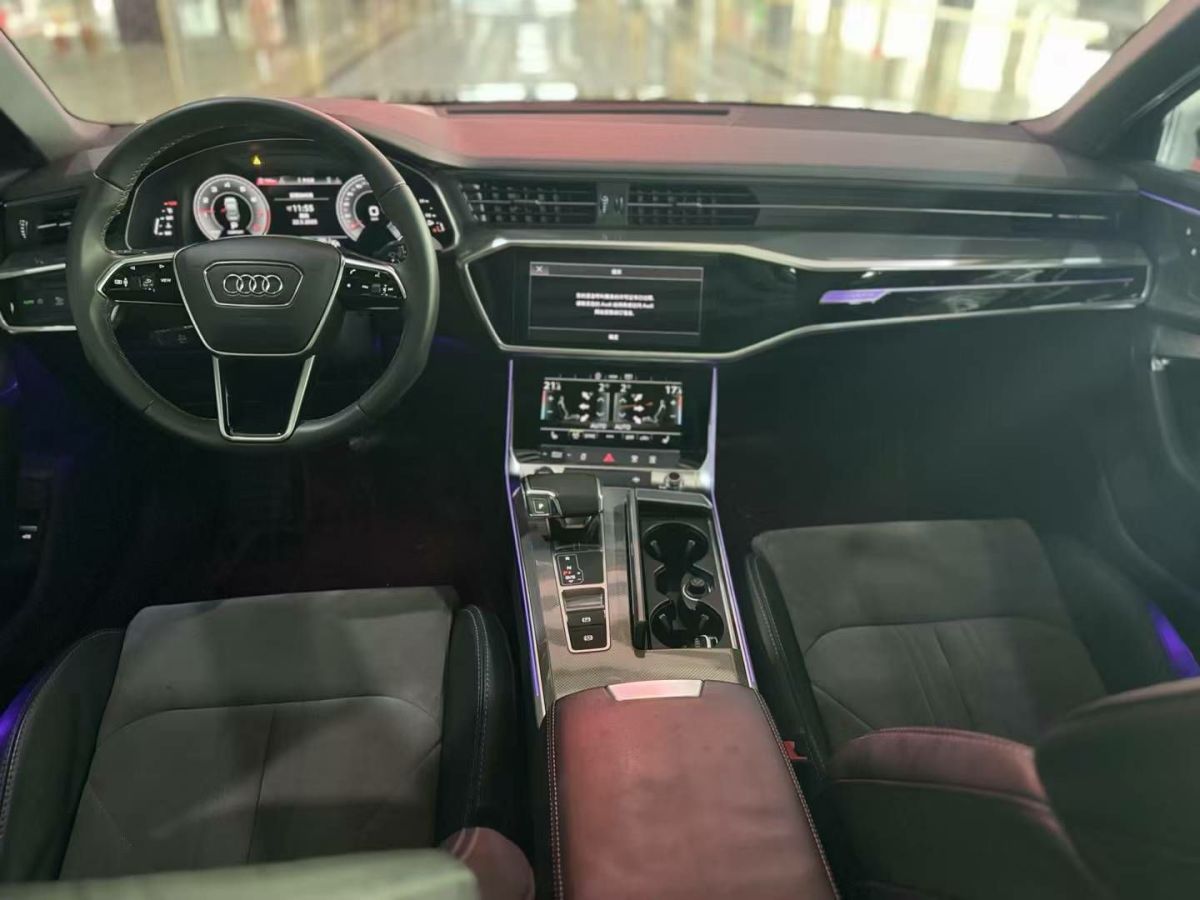 奧迪 奧迪A6L  2022款 40 TFSI 豪華動感型圖片
