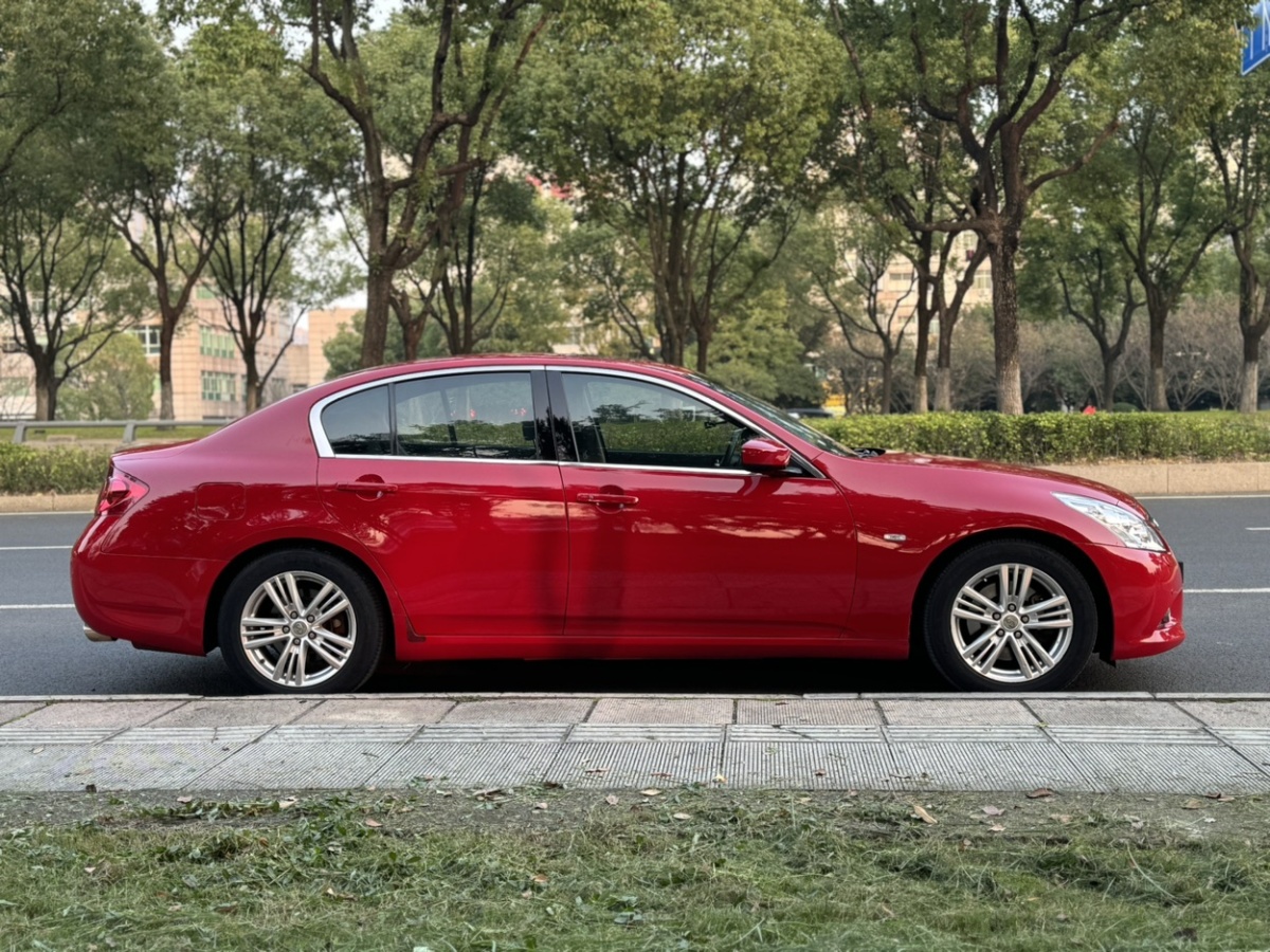 英菲尼迪 G系  2010款 G25 Sedan 豪華運動版圖片