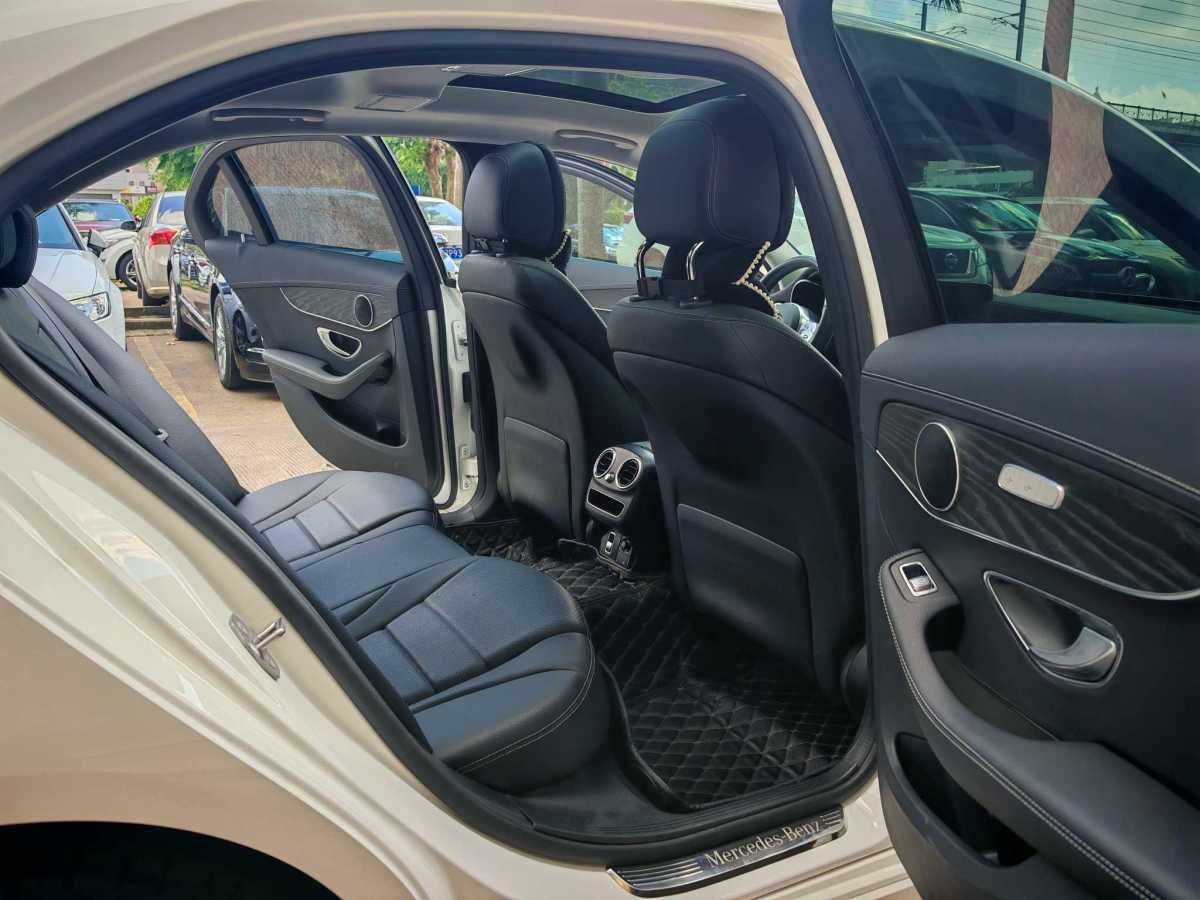 奔驰 奔驰C级  2020款 改款 C 200 L 动感型运动版图片
