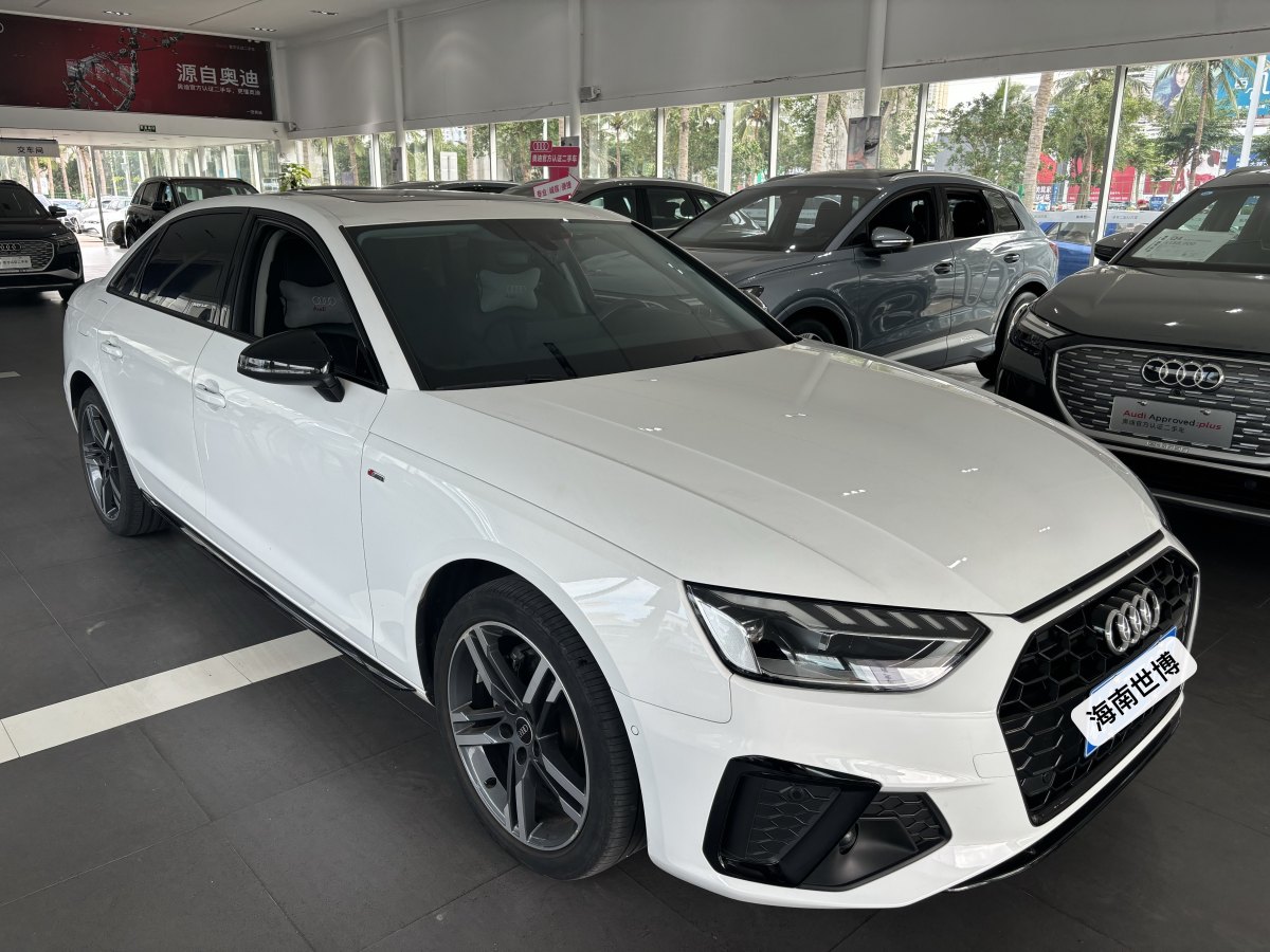 奧迪 奧迪A4L  2022款 40 TFSI 豪華動感型圖片