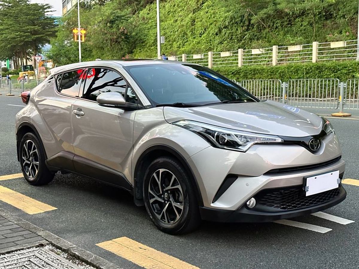 丰田 C-HR  2020款 2.0L 领先版图片