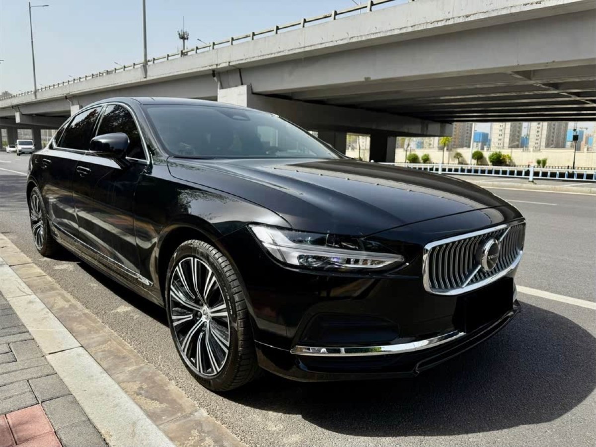 沃爾沃 S90  2024款 B5 智遠(yuǎn)豪華版圖片