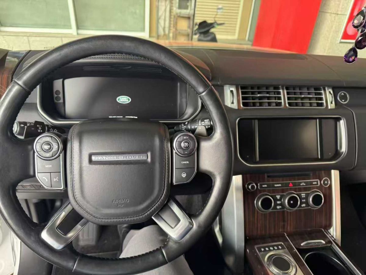 路虎 攬勝  2017款 極光Convertible 2.0T HSE Dynamic 美規(guī)版圖片