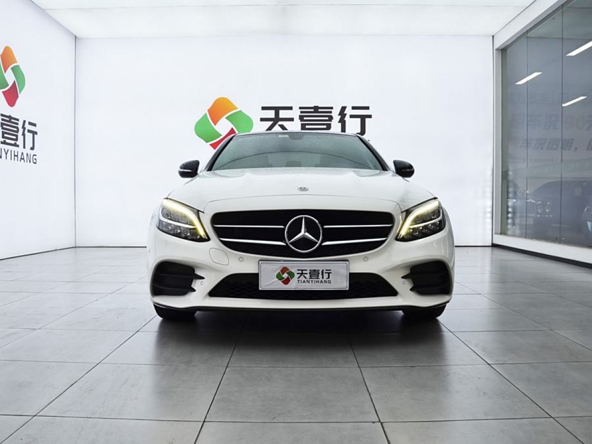 2019年4月奔馳 奔馳C級  2019款 C 260 運動版 4MATIC