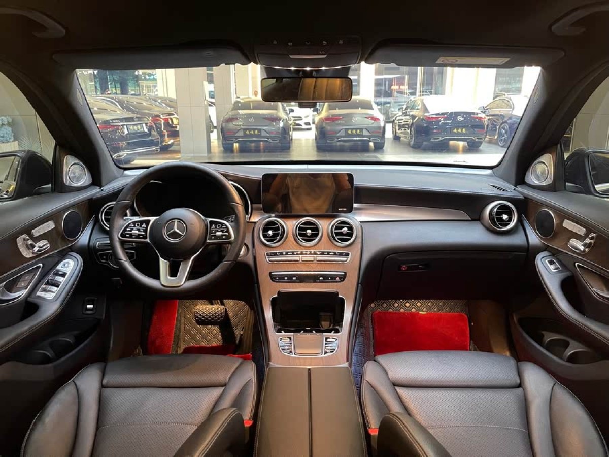 奔馳 奔馳GLC  2018款 改款 GLC 300 4MATIC 動感型圖片