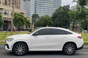 奔驰GLC 奔驰 GLC 300 4MATIC 轿跑SUV