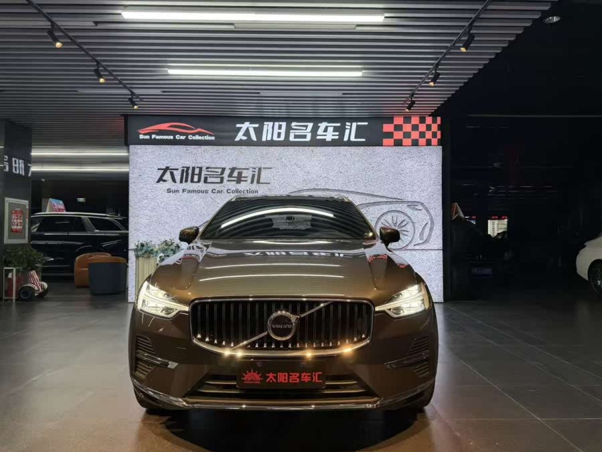 沃爾沃 XC60  2022款 B5 四驅(qū)智逸豪華版圖片