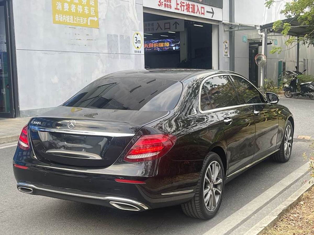 奔馳 奔馳E級  2019款 改款 E 300 L 豪華型圖片