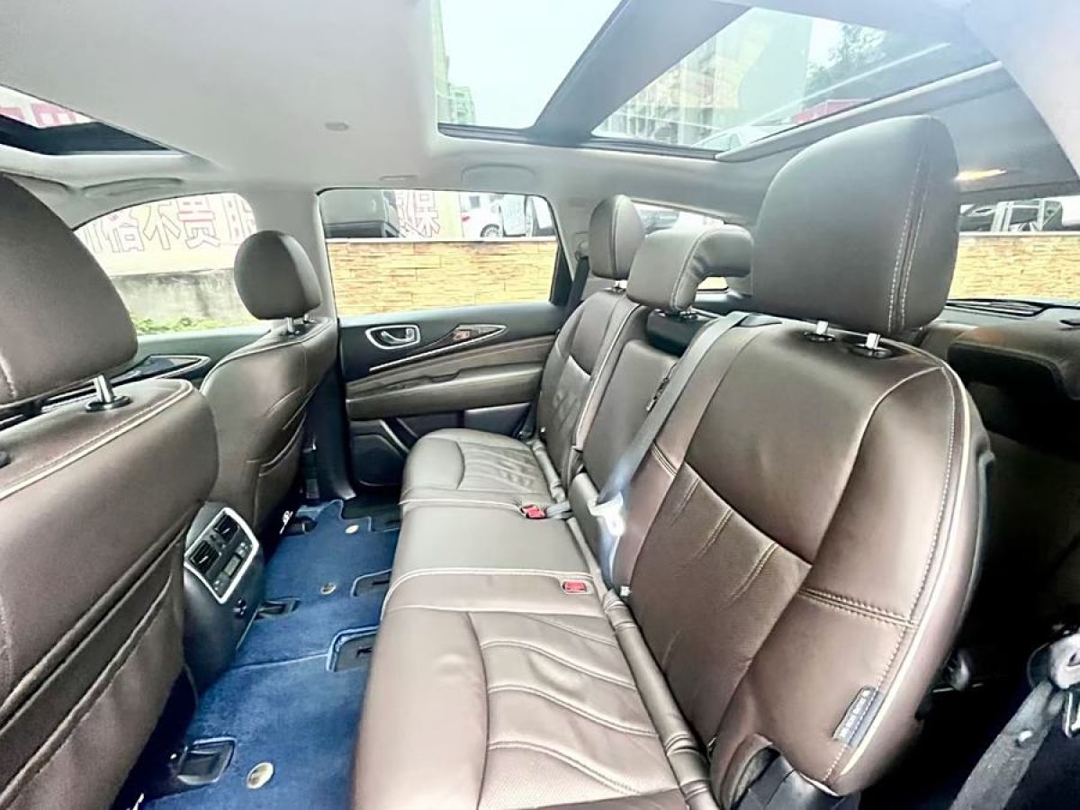 英菲尼迪 QX60  2020款 2.5 S/C Hybrid 兩驅(qū)卓越版 國VI圖片