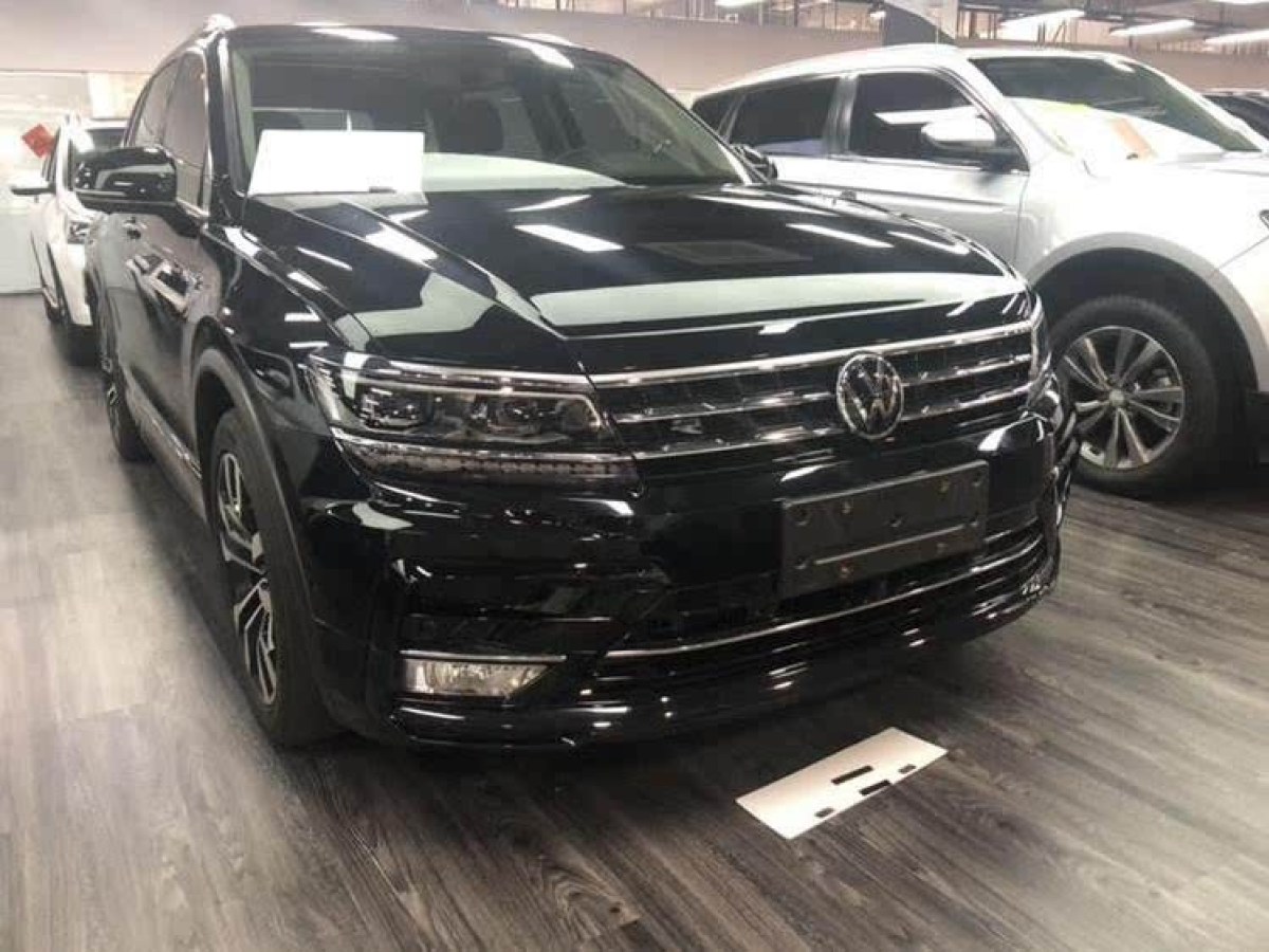 大眾 途觀L  2023款 改款 330TSI 自動(dòng)兩驅(qū)R-Line越享版圖片