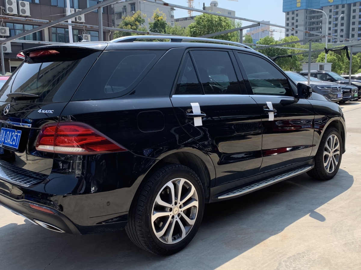 奔馳 奔馳GLE  2019款 GLE 320 4MATIC 動(dòng)感型臻藏版圖片