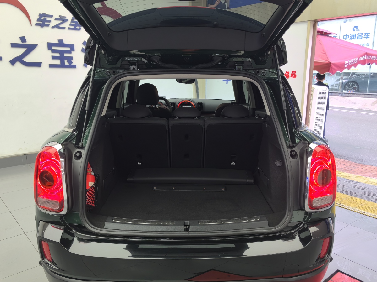 2017年11月MINI COUNTRYMAN  2017款 1.5T COOPER ALL4 探险家