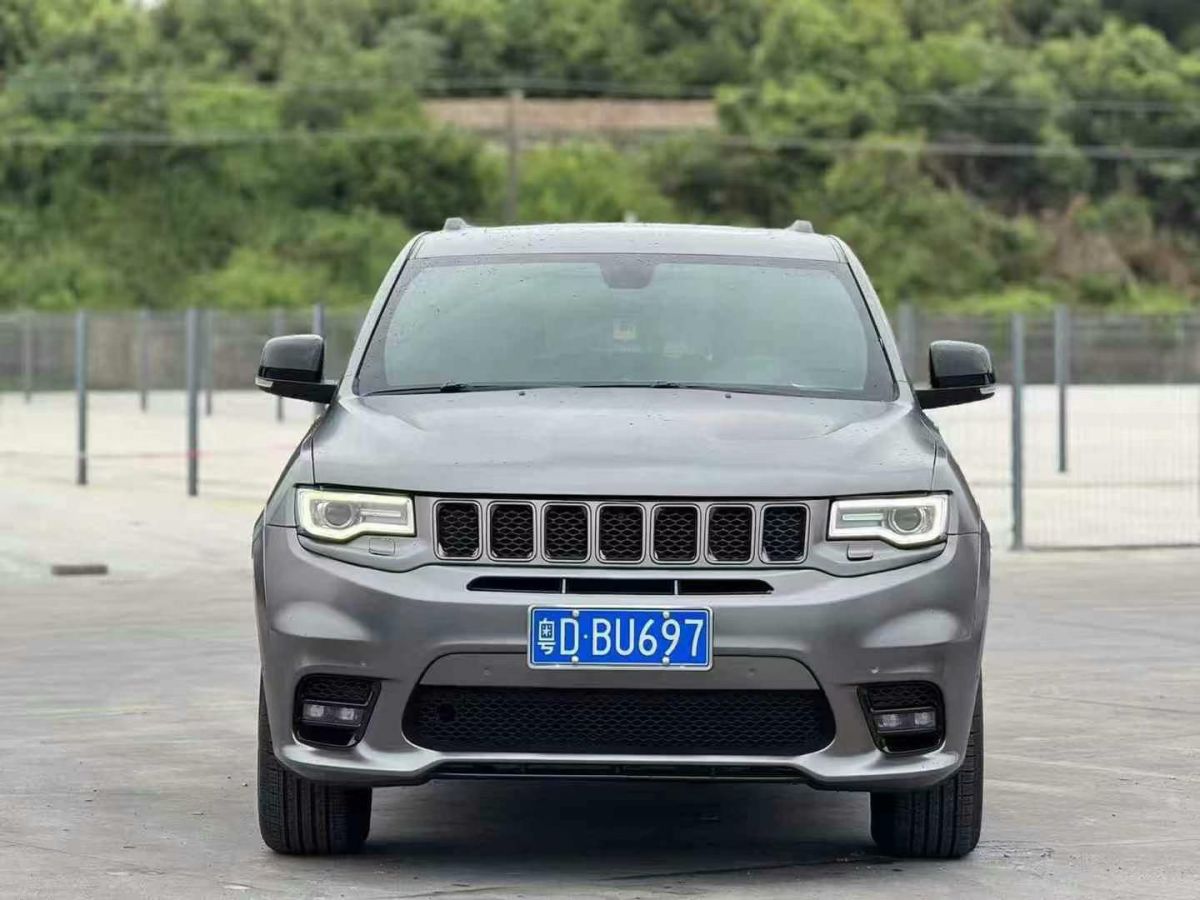 Jeep 大切諾基  2014款 3.6L 精英導(dǎo)航版圖片