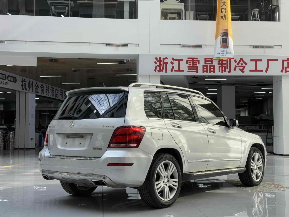 奔馳 奔馳GLK級  2013款 改款 GLK 300 4MATIC 時尚型圖片