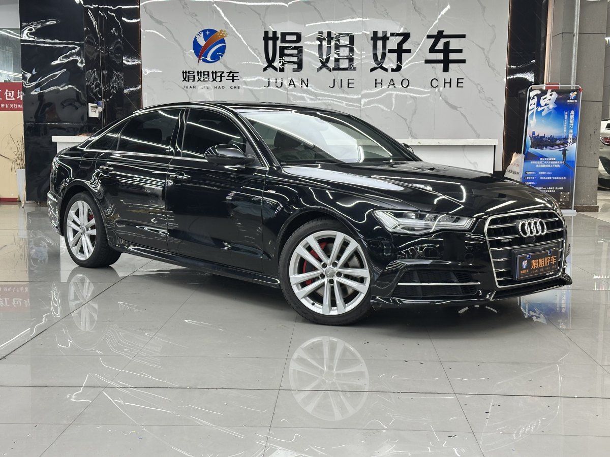 奧迪 奧迪A4L  2018款 30周年年型 45 TFSI quattro 運(yùn)動(dòng)型圖片