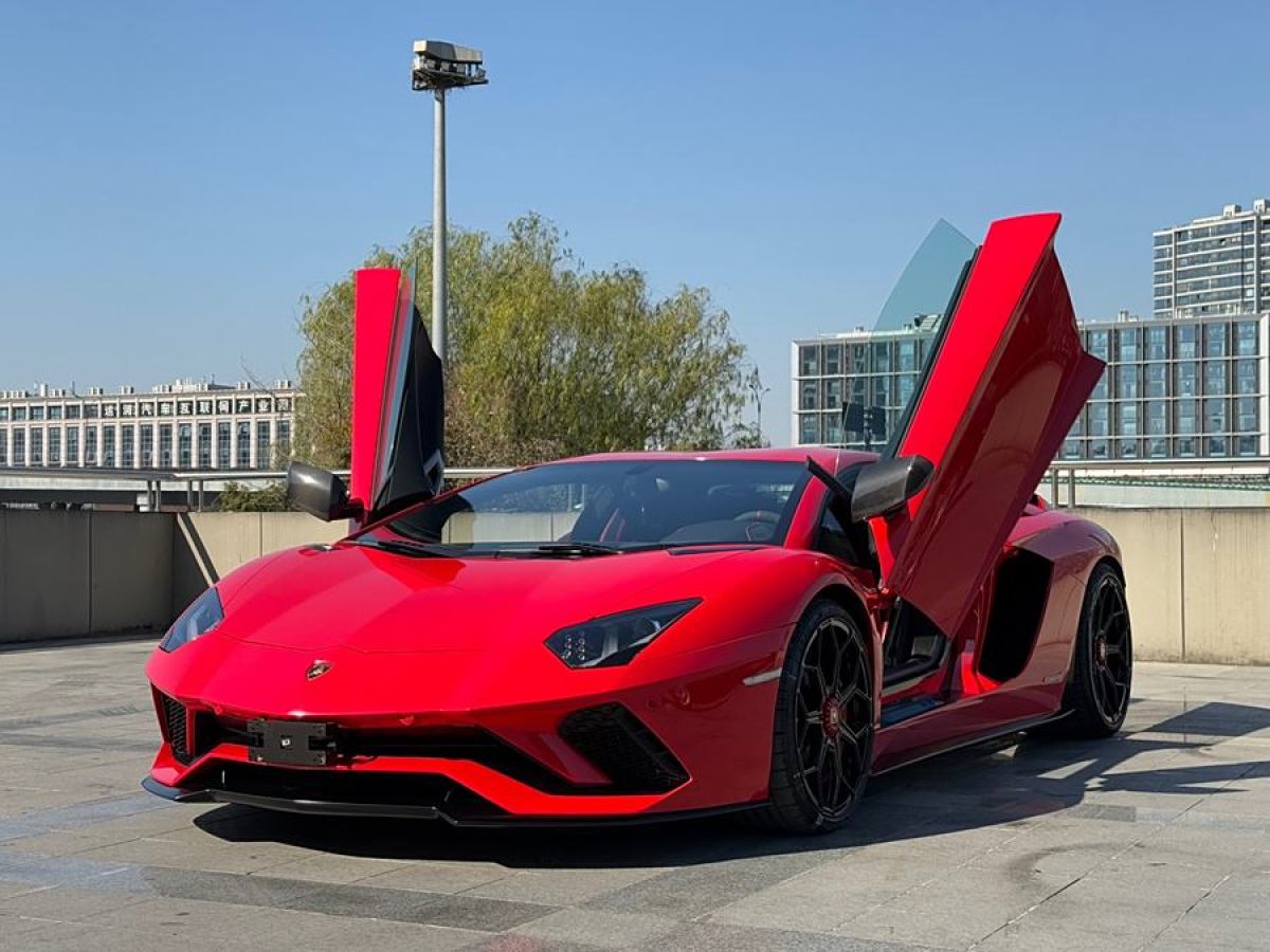 蘭博基尼 Aventador  2017款 Aventador S圖片