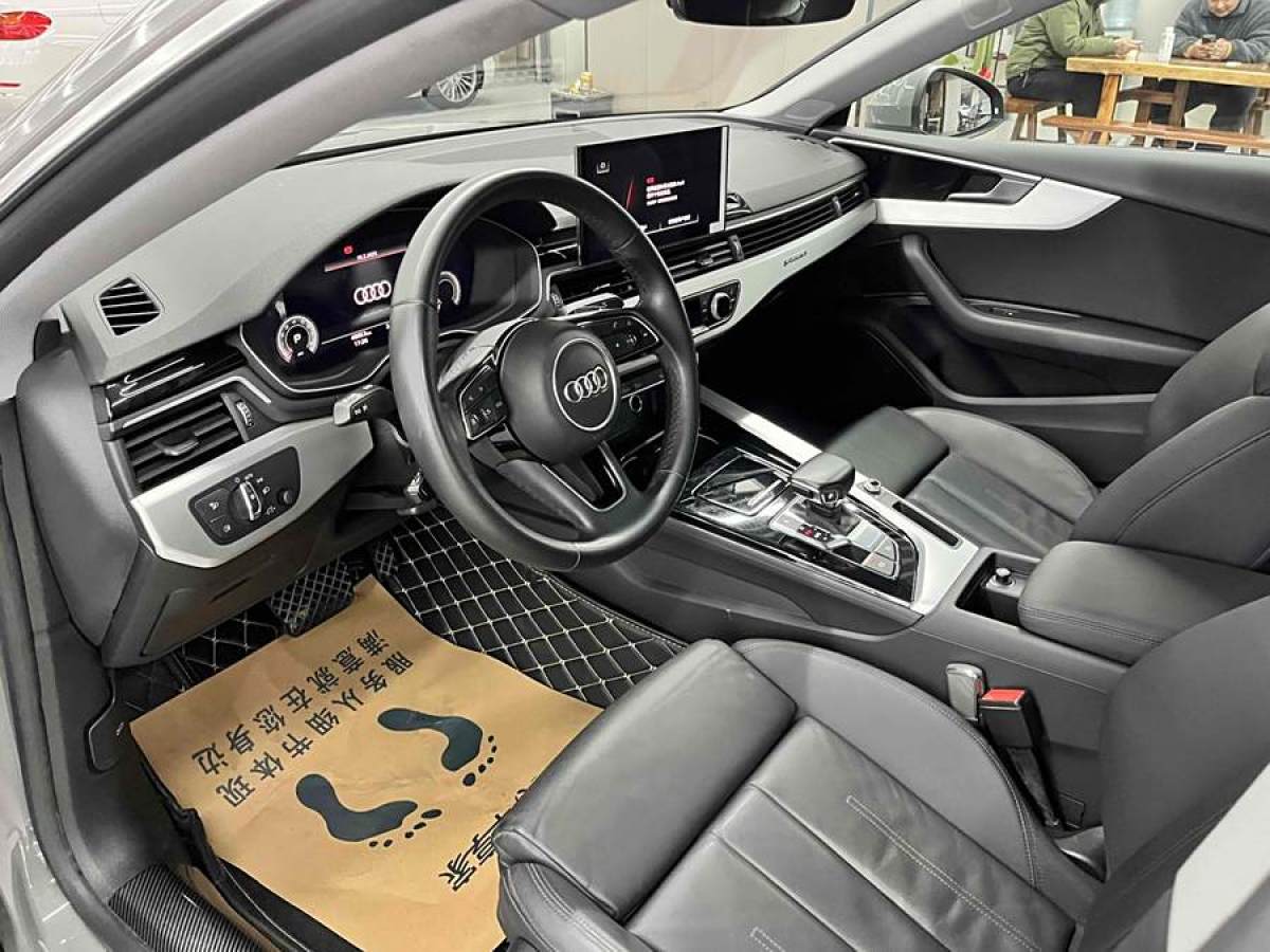 奧迪 奧迪A5  2024款 Sportback 40 TFSI quattro 豪華動(dòng)感型圖片