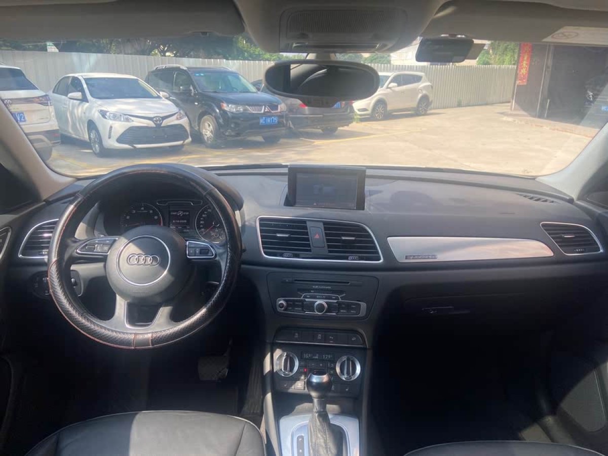 奧迪 奧迪Q3  2015款 35 TFSI quattro 技術(shù)型圖片