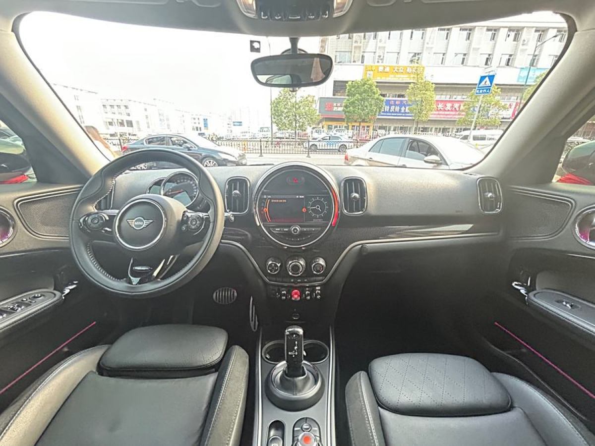 MINI COUNTRYMAN  2020款 1.5T COOPER ALL4 鑒賞家圖片