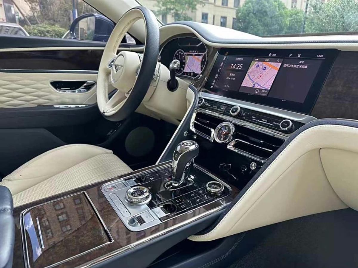 2022年4月賓利 飛馳  2022款 4.0T V8 Mulliner