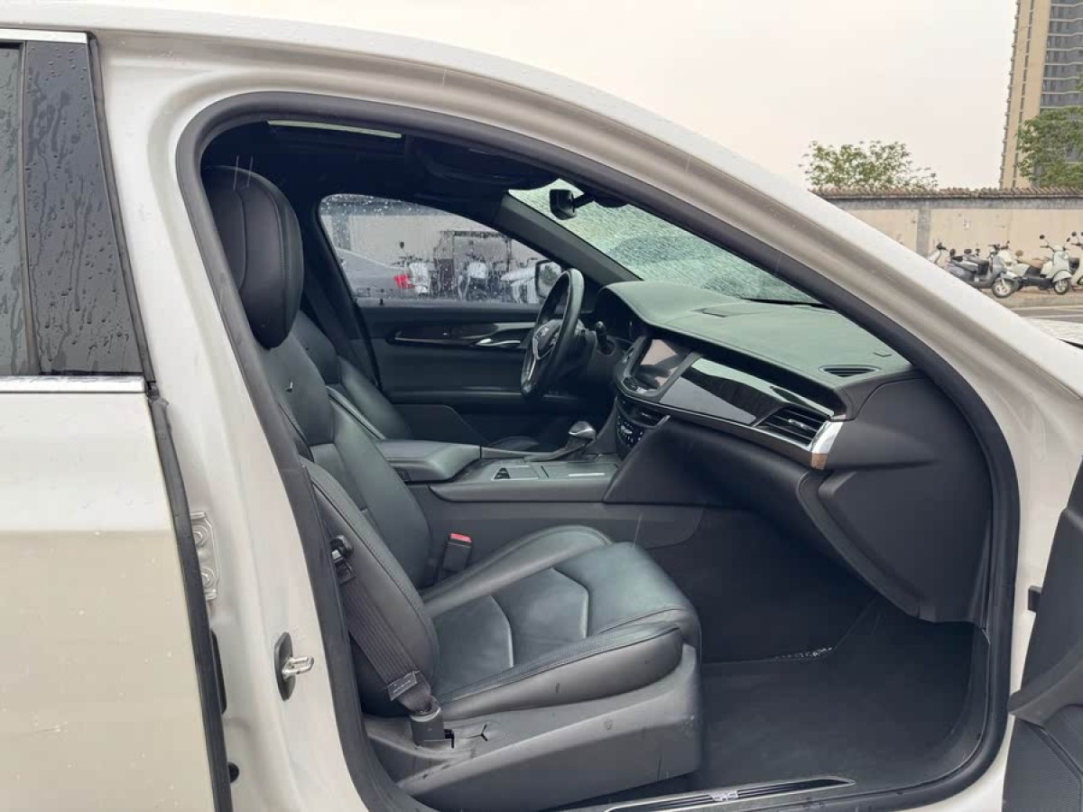 凱迪拉克 CT6  2016款 28T 豪華型圖片