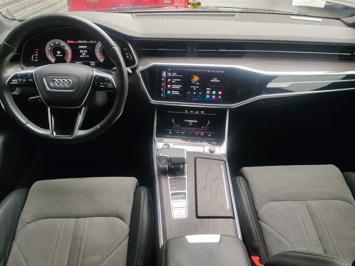 奧迪 奧迪A6L  2023款 改款 45 TFSI quattro 臻選動(dòng)感型圖片